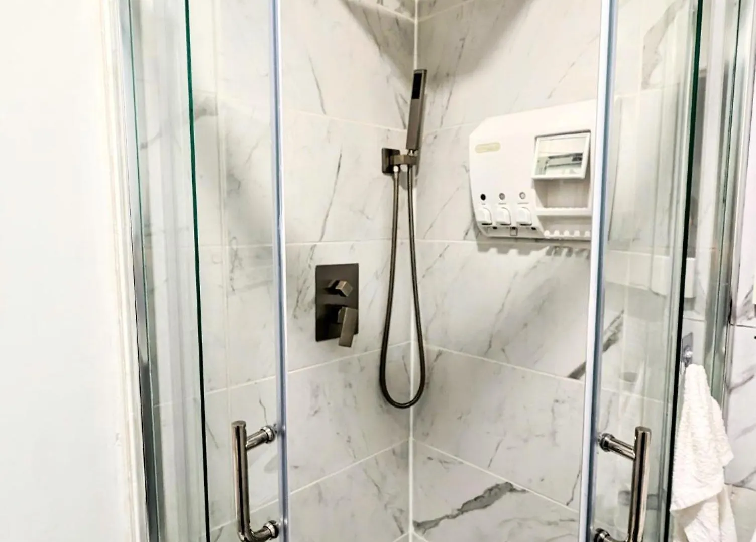 Homestay Renovated Cozy Bedroom With Private Washroom Toronto